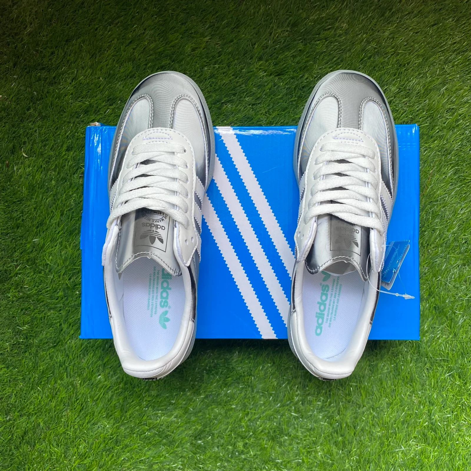 Adidas Samba Reflective Silver | Size 39 | Color Changing | New | With Box – photo 3